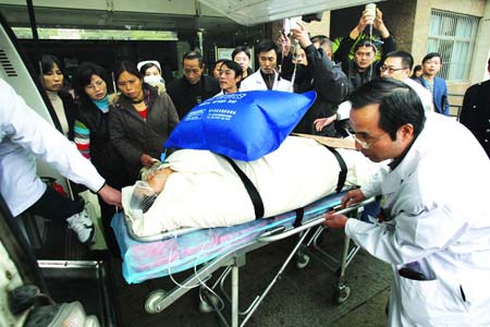 容县成人监护型护送